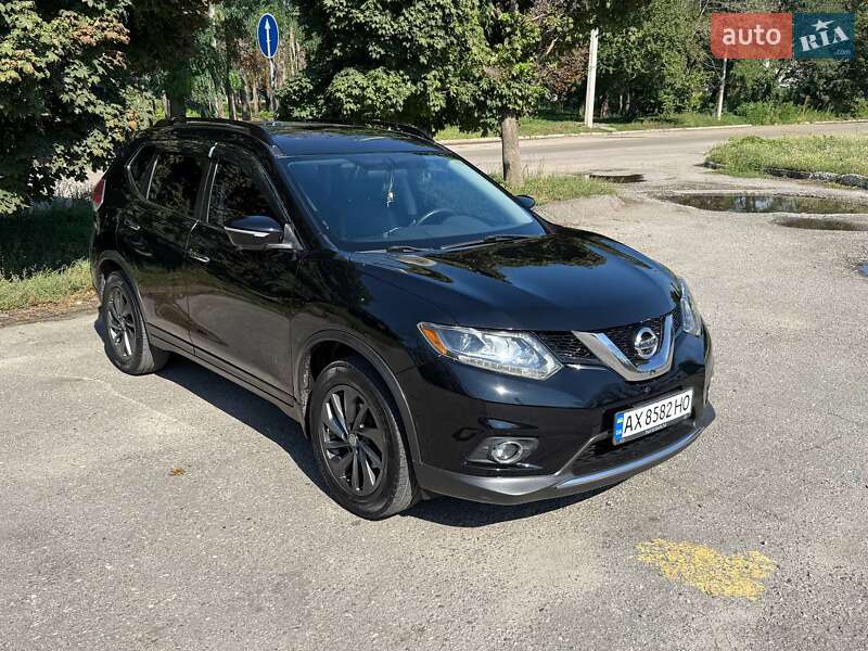 Внедорожник / Кроссовер Nissan Rogue 2014 в Харькове