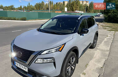 Позашляховик / Кросовер Nissan Rogue 2021 в Києві