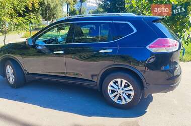 Позашляховик / Кросовер Nissan Rogue 2015 в Києві