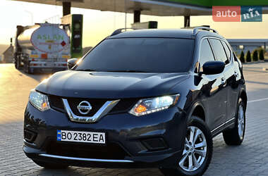 Внедорожник / Кроссовер Nissan Rogue 2016 в Хмельницком