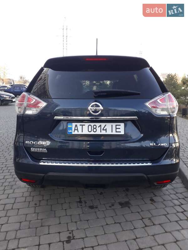 Позашляховик / Кросовер Nissan Rogue 2016 в Івано-Франківську