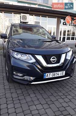 Позашляховик / Кросовер Nissan Rogue 2016 в Івано-Франківську