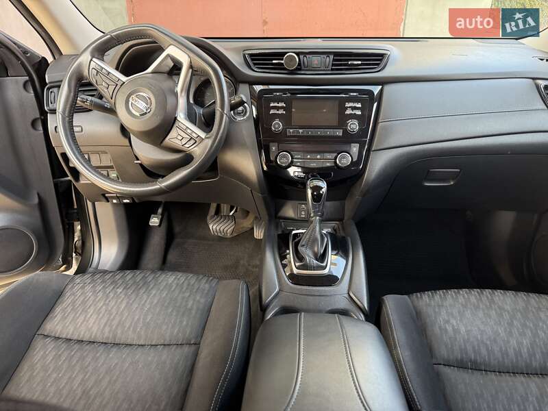Внедорожник / Кроссовер Nissan Rogue 2017 в Киеве фото 6 Внедорожник / Кроссовер Nissan Rogue 2017 в Киеве