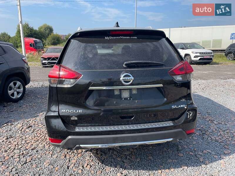 Внедорожник / Кроссовер Nissan Rogue 2017 в Львове фото 5 Внедорожник / Кроссовер Nissan Rogue 2017 в Львове