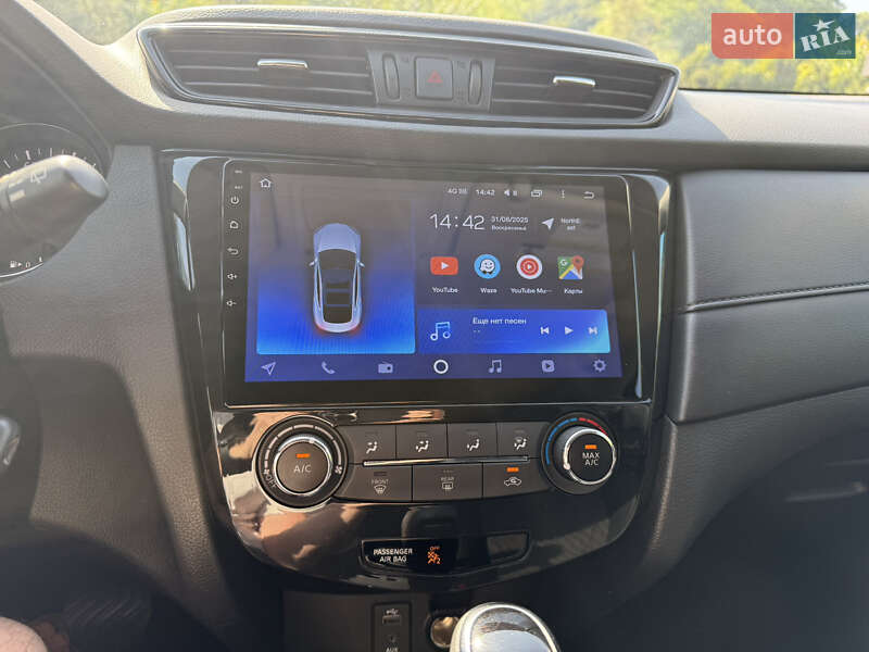 Позашляховик / Кросовер Nissan Rogue 2017 в Вінниці