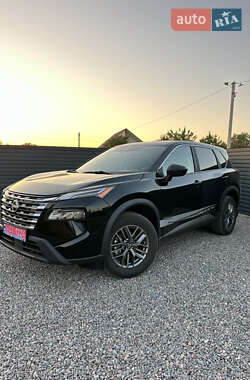Внедорожник / Кроссовер Nissan Rogue 2024 в Миргороде