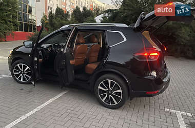 Внедорожник / Кроссовер Nissan Rogue 2018 в Харькове