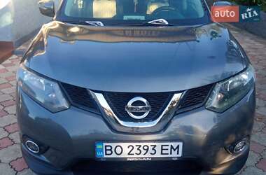 Внедорожник / Кроссовер Nissan Rogue 2014 в Тернополе