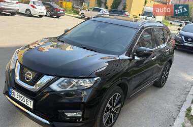 Внедорожник / Кроссовер Nissan Rogue 2019 в Полтаве