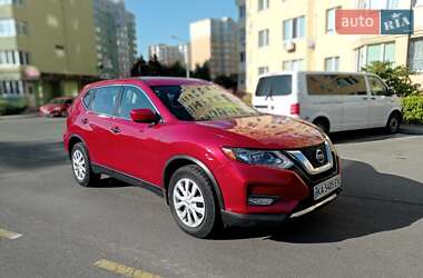 Внедорожник / Кроссовер Nissan Rogue 2016 в Киеве
