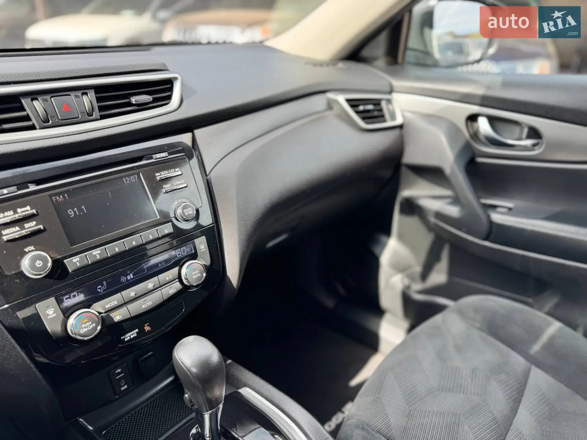 2015 Nissan Rogue - мініатюра 13