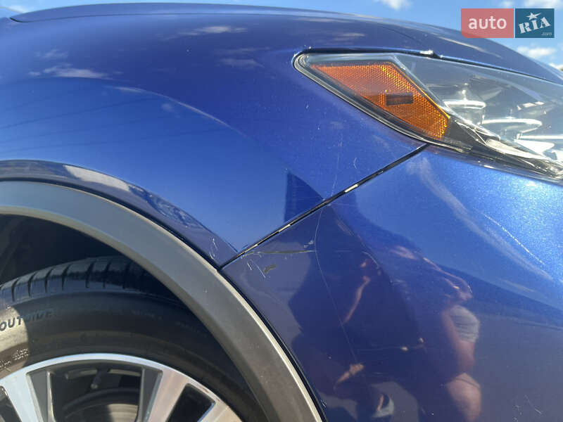 Внедорожник / Кроссовер Nissan Rogue 2017 в Ирпене