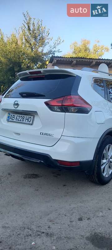 Позашляховик / Кросовер Nissan Rogue 2017 в Городківці