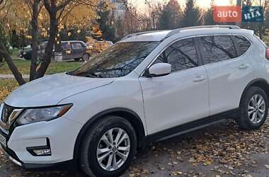 Внедорожник / Кроссовер Nissan Rogue 2017 в Городковке