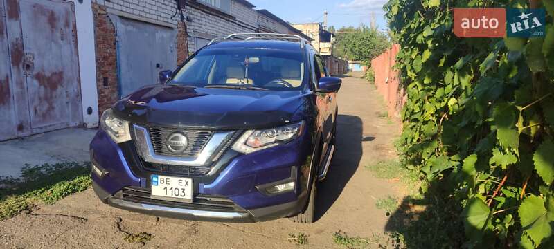 Позашляховик / Кросовер Nissan Rogue 2018 в Миколаєві