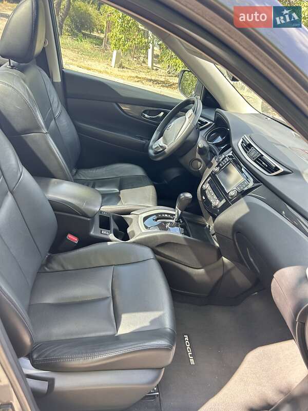 Позашляховик / Кросовер Nissan Rogue 2015 в Дніпрі фото 14 Позашляховик / Кросовер Nissan Rogue 2015 в Дніпрі