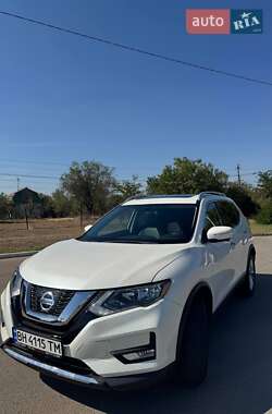 Внедорожник / Кроссовер Nissan Rogue 2015 в Измаиле