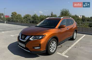 Внедорожник / Кроссовер Nissan Rogue 2019 в Киеве