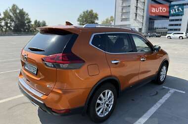 Позашляховик / Кросовер Nissan Rogue 2019 в 