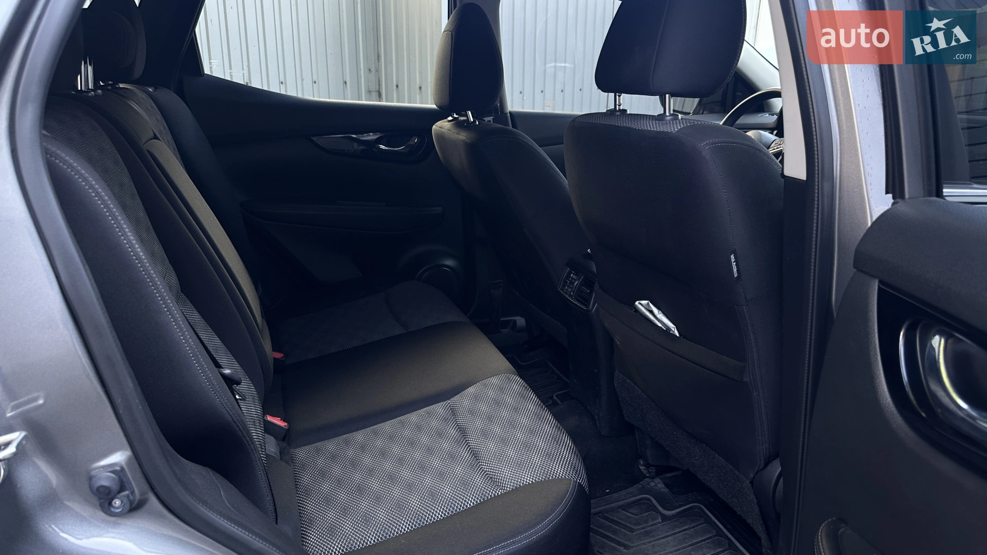 2019 Nissan Rogue - мініатюра 21