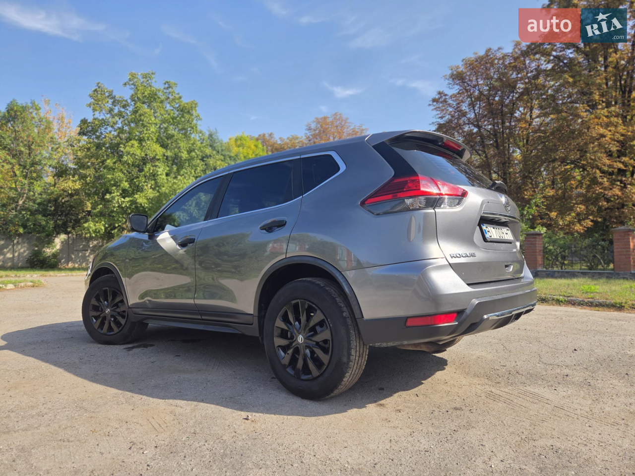 2017 Nissan Rogue - мініатюра 11
