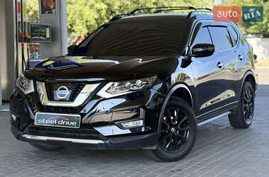 Позашляховик / Кросовер Nissan Rogue 2017 в Миколаєві