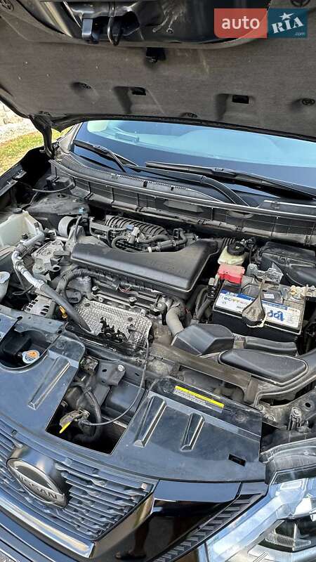 Позашляховик / Кросовер Nissan Rogue 2018 в Вишневому фото 31 Позашляховик / Кросовер Nissan Rogue 2018 в Вишневому