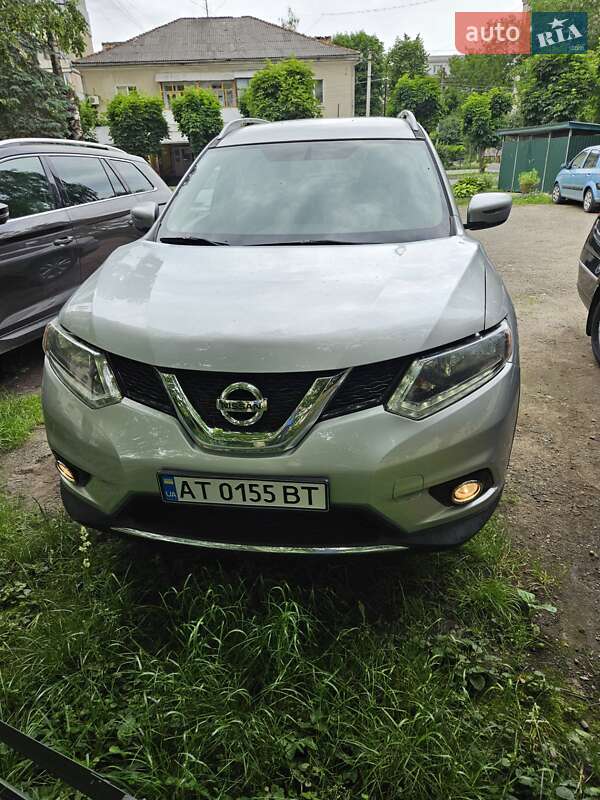 Внедорожник / Кроссовер Nissan Rogue 2016 в Коломые