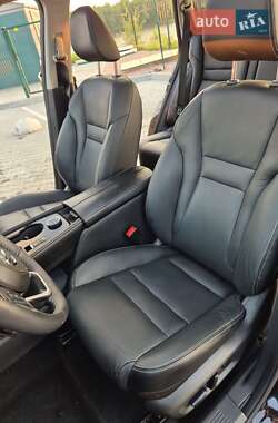 Внедорожник / Кроссовер Nissan Rogue 2021 в 