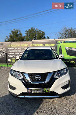 Внедорожник / Кроссовер Nissan Rogue 2017 в Белой Церкви