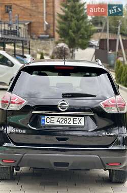 Позашляховик / Кросовер Nissan Rogue 2014 в 
