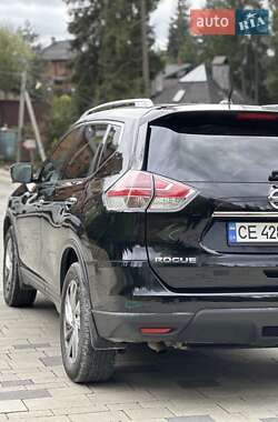 Позашляховик / Кросовер Nissan Rogue 2014 в 