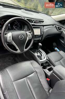 Позашляховик / Кросовер Nissan Rogue 2014 в 