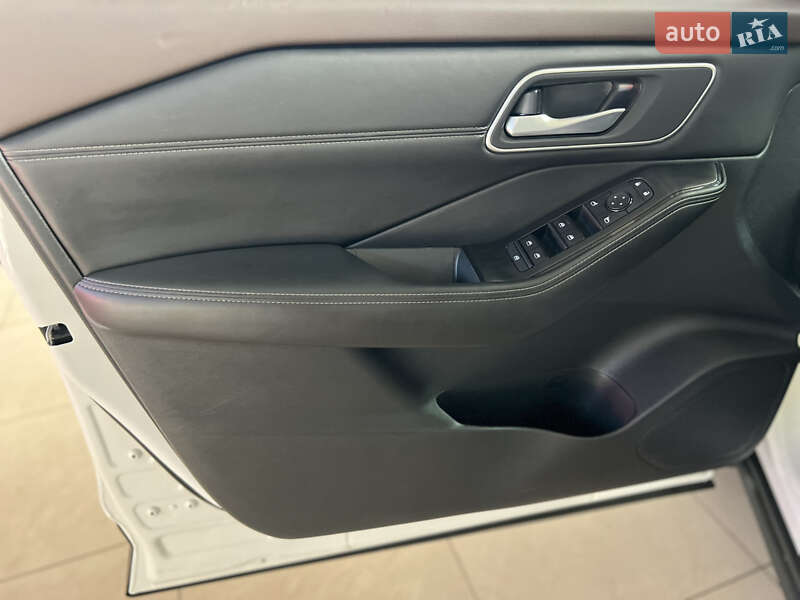 Внедорожник / Кроссовер Nissan Rogue 2021 в Одессе