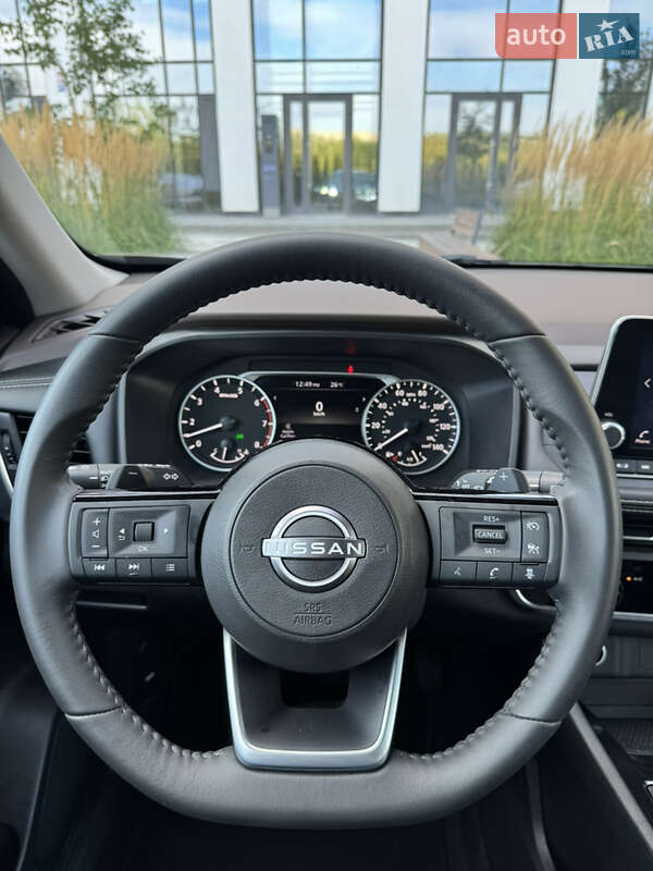 Внедорожник / Кроссовер Nissan Rogue 2022 в Киеве