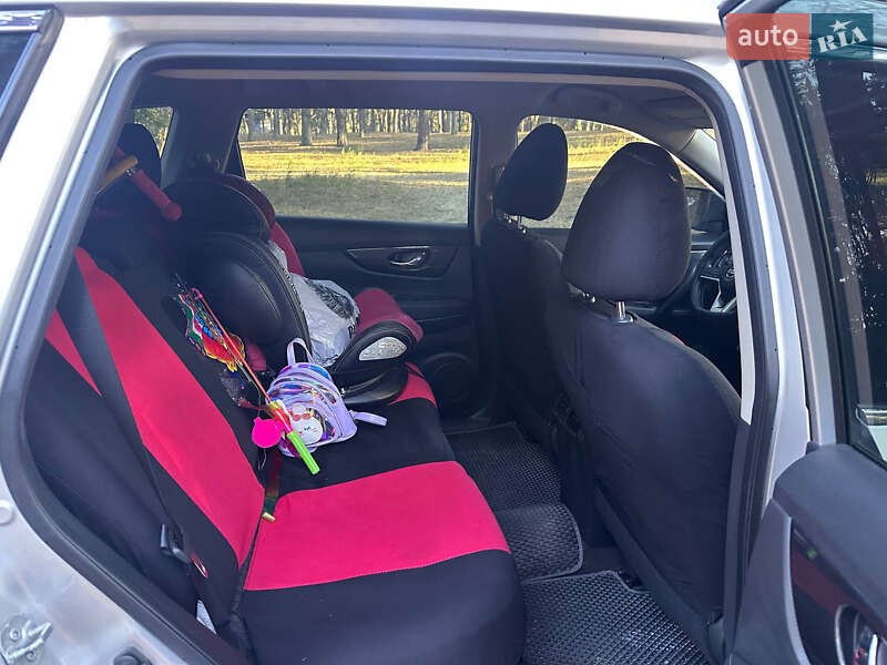 Позашляховик / Кросовер Nissan Rogue 2017 в Дніпрі фото 8 Позашляховик / Кросовер Nissan Rogue 2017 в Дніпрі