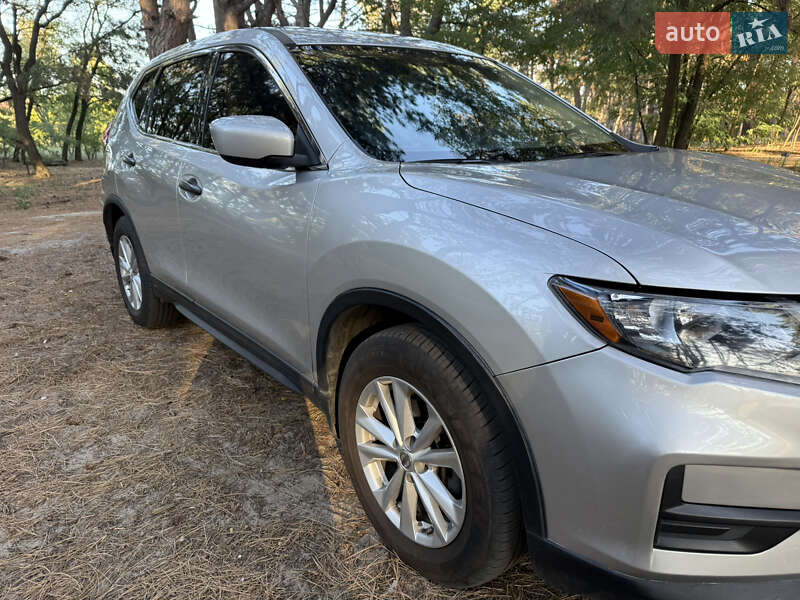 Позашляховик / Кросовер Nissan Rogue 2017 в Дніпрі фото 6 Позашляховик / Кросовер Nissan Rogue 2017 в Дніпрі