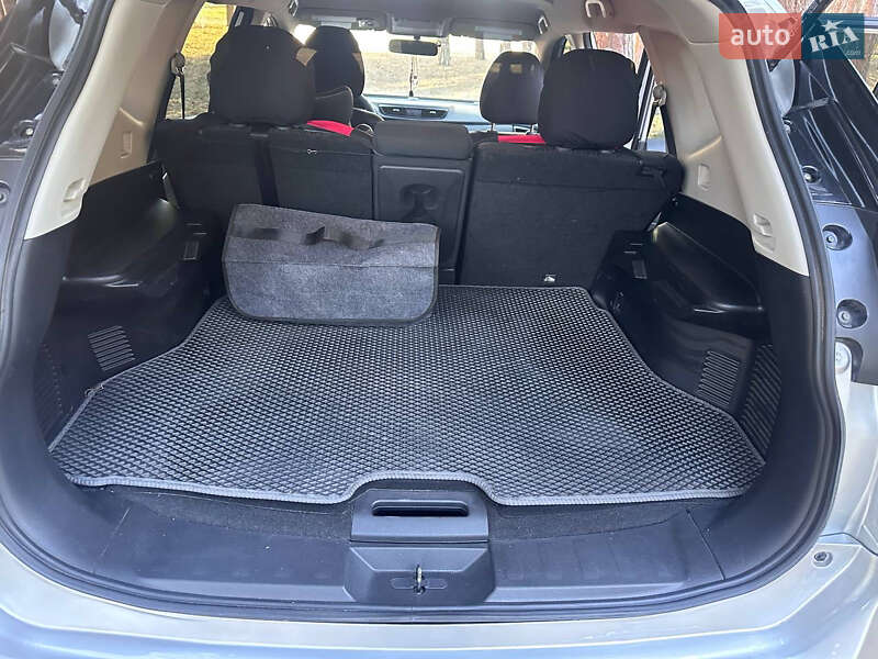 Позашляховик / Кросовер Nissan Rogue 2017 в Дніпрі фото 20 Позашляховик / Кросовер Nissan Rogue 2017 в Дніпрі