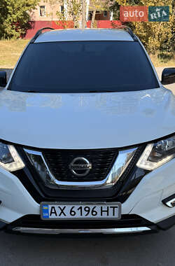 Позашляховик / Кросовер Nissan Rogue 2017 в Броварах