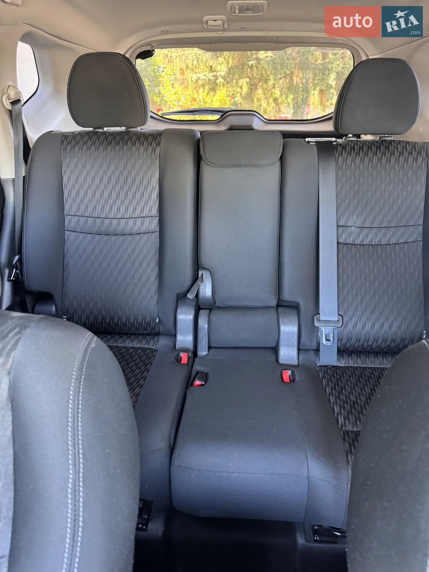 2018 Nissan Rogue - мініатюра 15