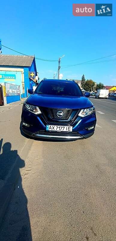 Позашляховик / Кросовер Nissan Rogue 2016 в Харкові