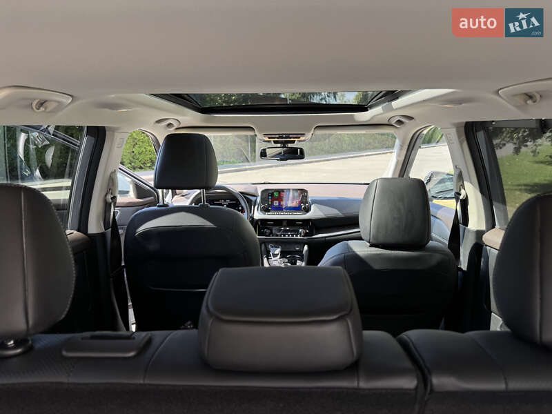 Позашляховик / Кросовер Nissan Rogue 2021 в Києві