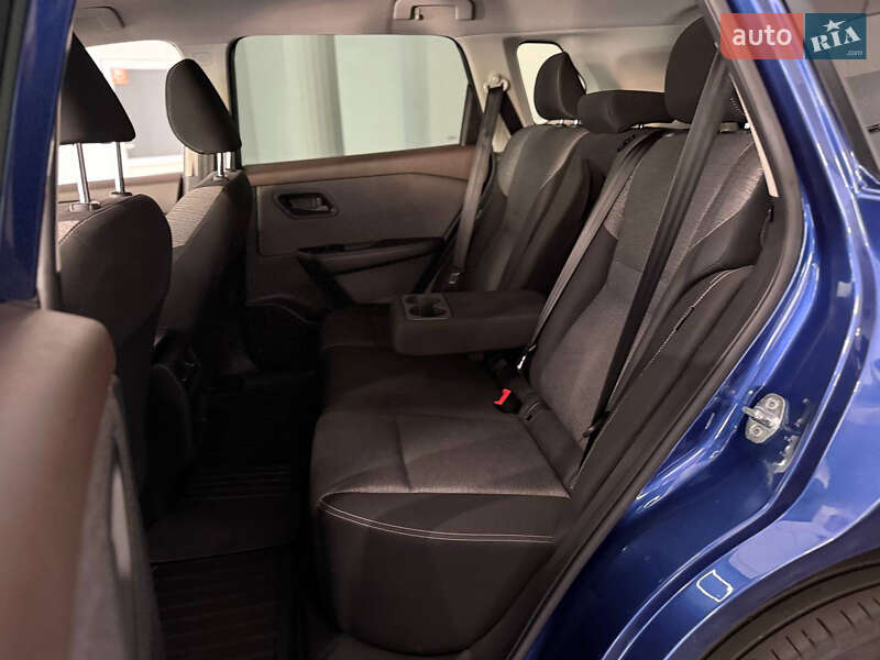 Внедорожник / Кроссовер Nissan Rogue 2021 в Полтаве