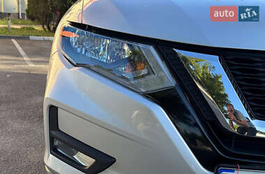 Внедорожник / Кроссовер Nissan Rogue 2019 в 