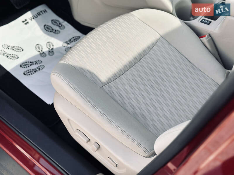 Позашляховик / Кросовер Nissan Rogue 2019 в Кременчуці