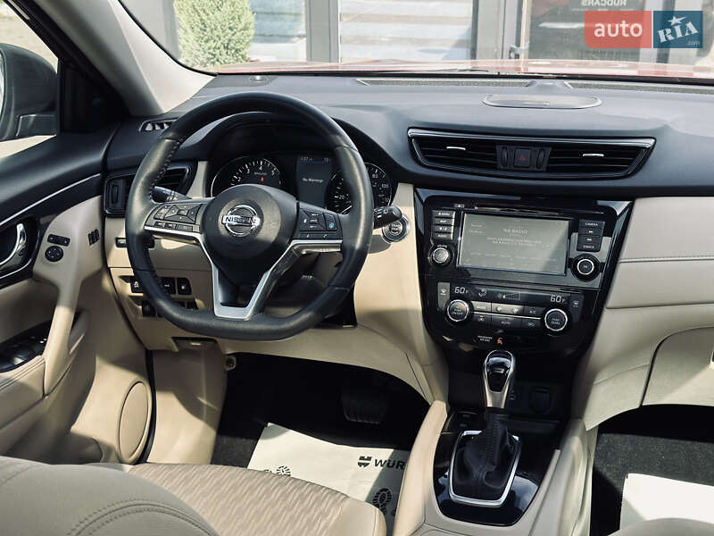 Позашляховик / Кросовер Nissan Rogue 2019 в Кременчуці