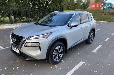 Внедорожник / Кроссовер Nissan Rogue 2021 в Киеве