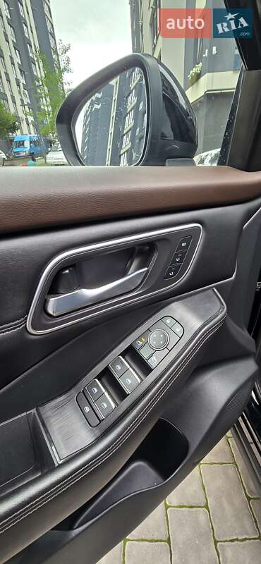 Внедорожник / Кроссовер Nissan Rogue 2020 в Ивано-Франковске