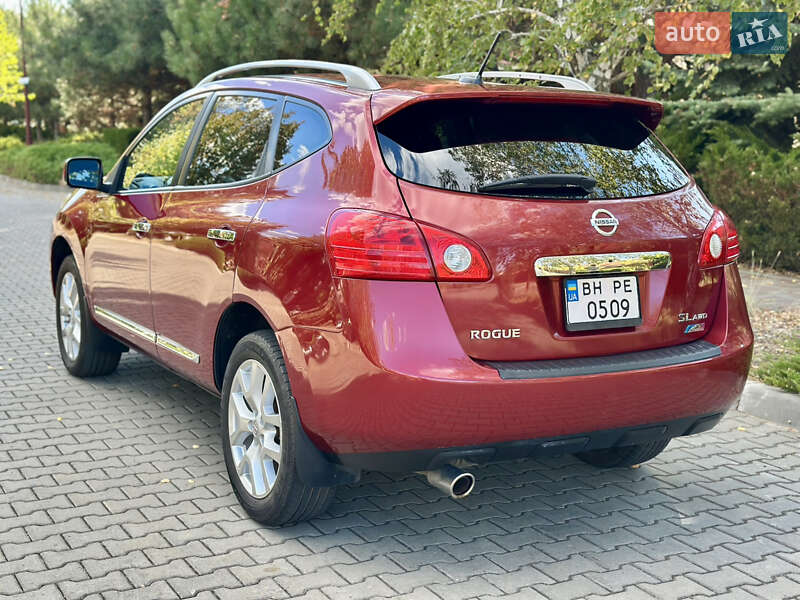 Позашляховик / Кросовер Nissan Rogue 2011 в Одесі