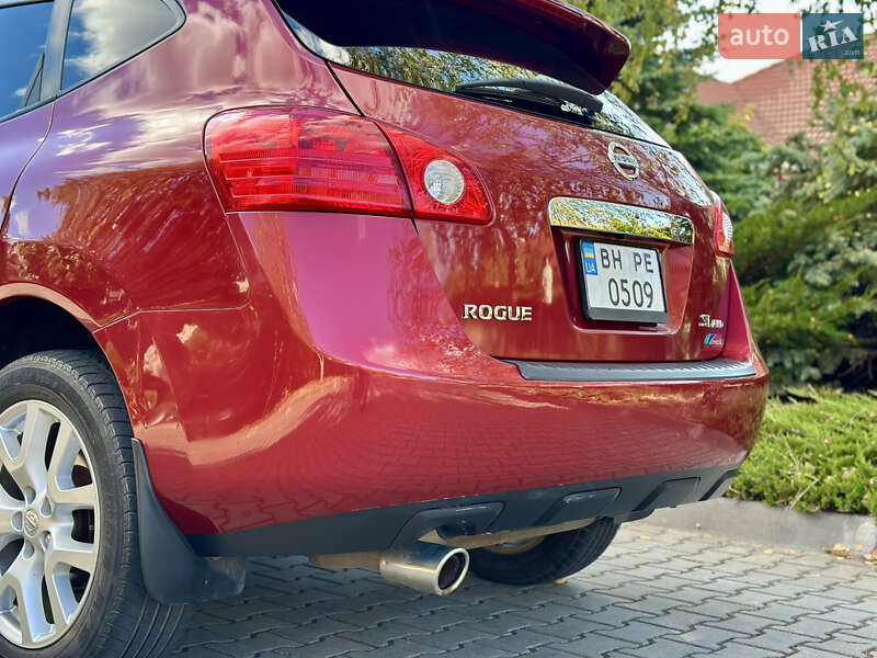 Позашляховик / Кросовер Nissan Rogue 2011 в Одесі